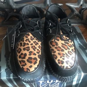 Black & Leopard Viva ll Low creepers
